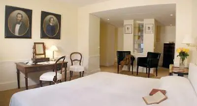 Hotell Sainte-beuve 4*