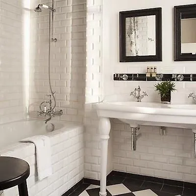 Отель Sainte-beuve