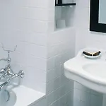 Otel Sainte-beuve 4*
