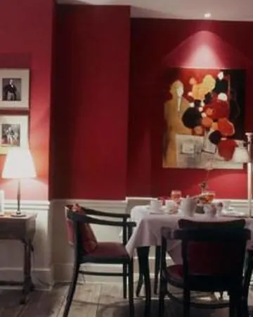 Hotel Sainte-beuve 4*